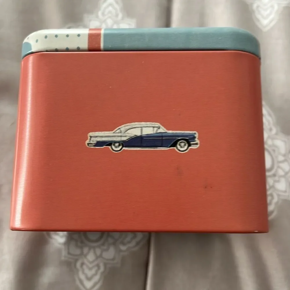 Fossil Collectible 30th Anniversary Watch Tin Box - Picture 2 of 5